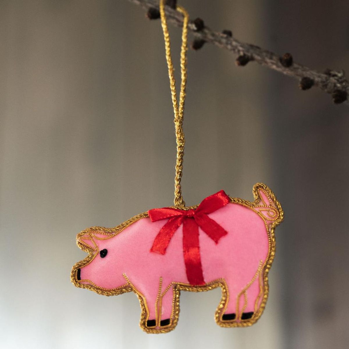 Håndlaget ornament, Julegris