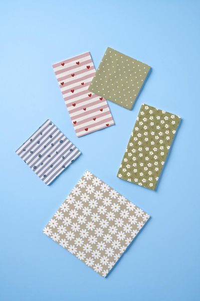 Hovedbilde Serviett 10x20 cm - Hjerter og striper