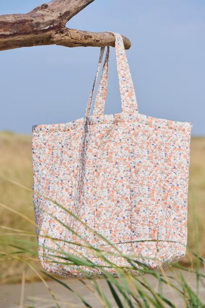 Hovedbilde Quiltet strandveske m/ oransje og blå blomster